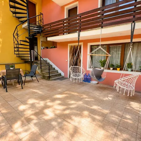 Kalabria Pool, Bbq & Jacuzzi 3*